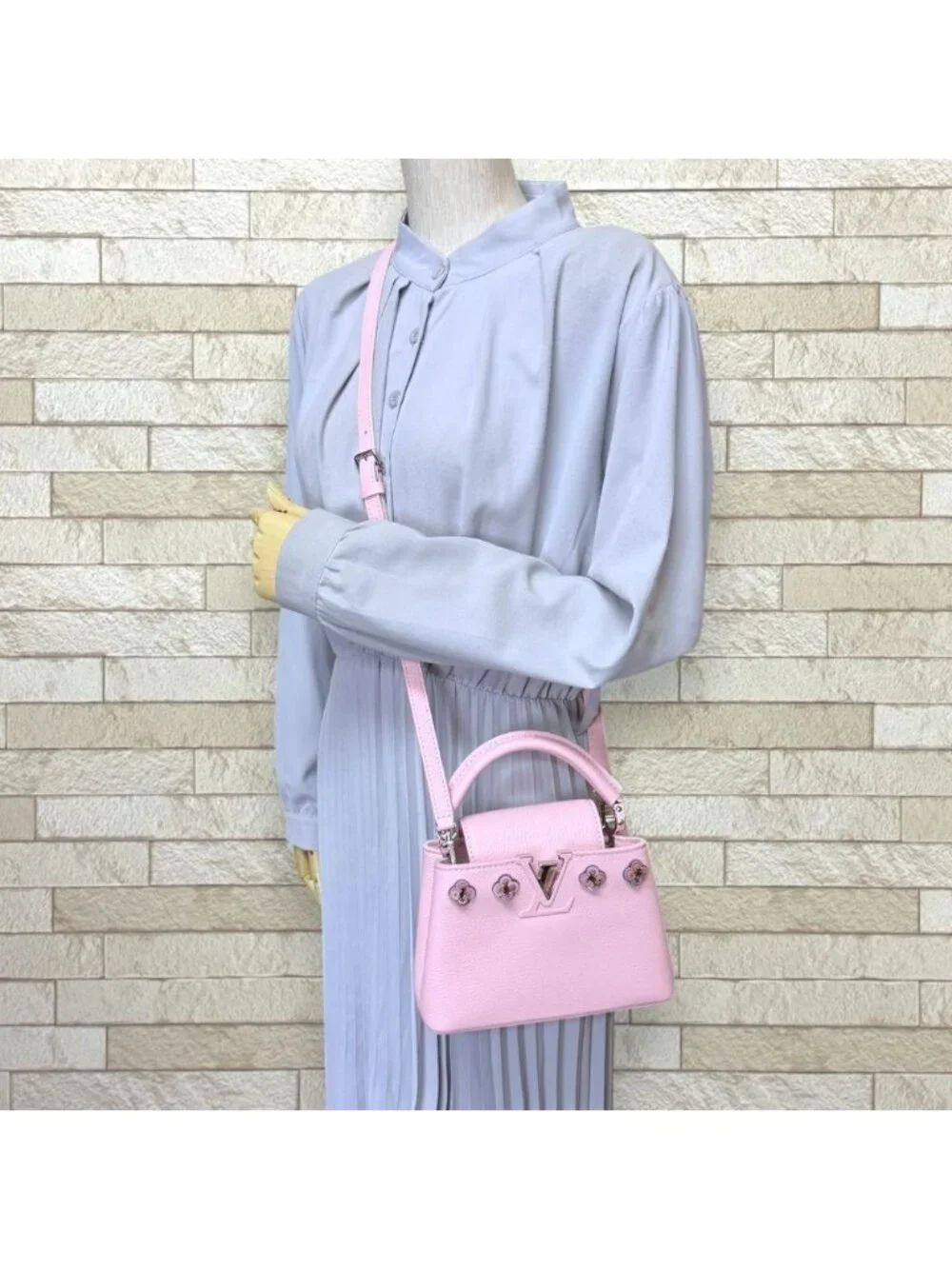 Louis Vuitton Flowers Capucines Mini Shoulder Bag Taurillon Leather Pink